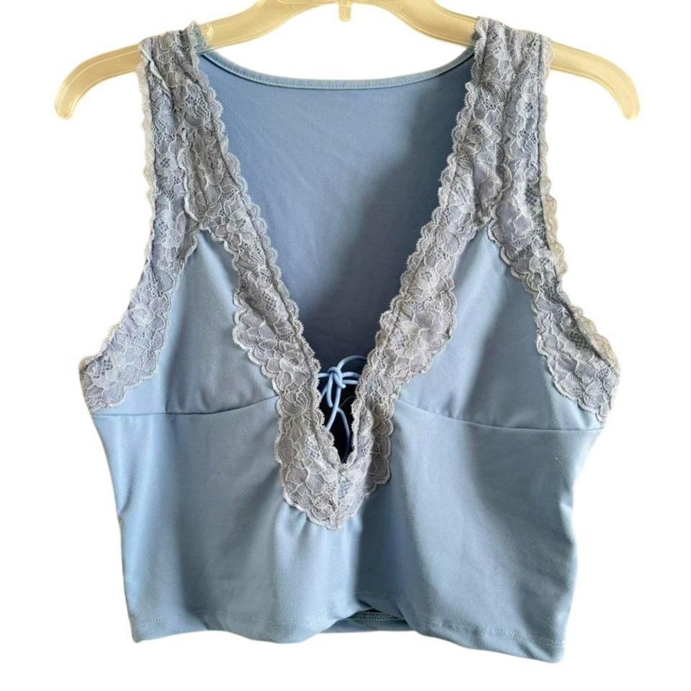 Forever 21 Light Blue Lace Trim Deep V-Neck Tie Front Crop Romantic Top Large